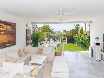 Casa adosada de 380 m2 en alquiler Estepona, España