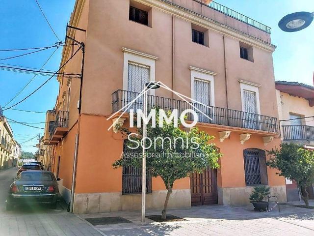 Casa adosada de alto standing 503 en venta, Garriguella, España