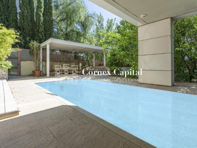 Casa adosada de alto standing 600 en venta, Barcelona, Cataluña