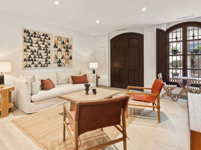 Casa adosada de alto standing 126 en venta, Estepona, Andalucía