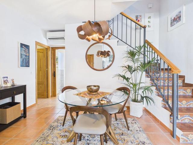 Casa adosada de alto standing 131 en venta, Estepona, España