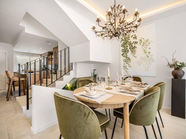 Casa adosada de alto standing 147 en venta, Nueva Andalucia, Andalucía