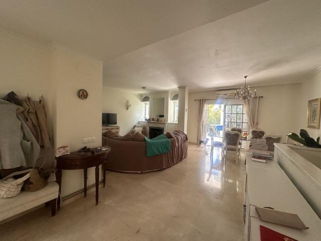 Casa adosada de alto standing 170 en venta, Aloha, España