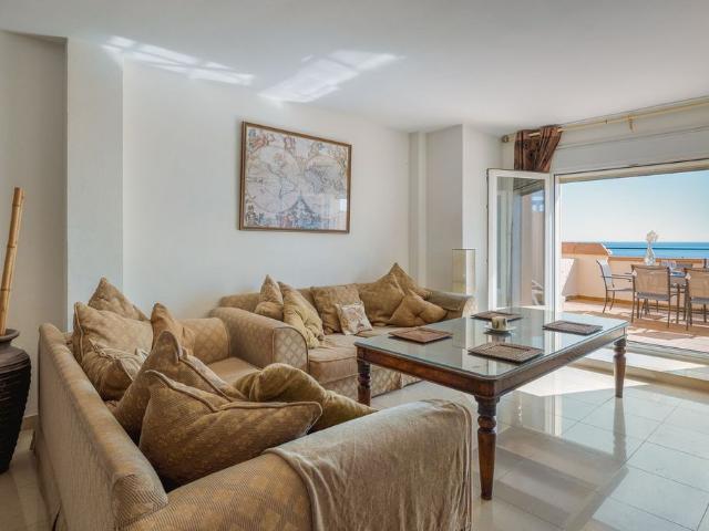 Casa adosada de alto standing 194 en venta, Estepona, Andalucía