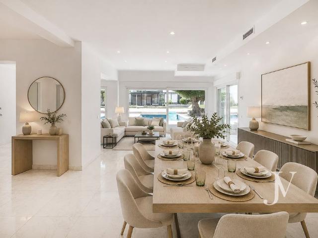 Casa adosada de alto standing 350 en venta, Madrid, Comunidad de Madrid