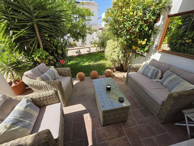 Casa adosada de alto standing de 117 m2 en venta La Cala De Mijas, España