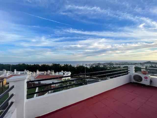 Casa adosada de alto standing de 126 m2 en venta Benalmádena, Andalucía