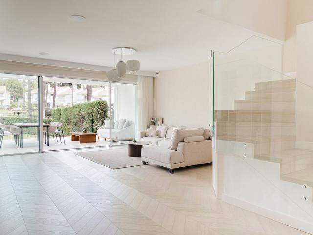 Casa adosada de alto standing de 155 m2 en venta Benahavís, España