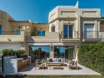 Casa adosada de alto standing de 164 m2 en venta La Quinta, España