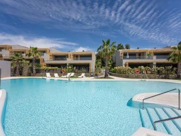 Casa adosada de alto standing de 170 m2 en venta Mijas Costa, Andalucía