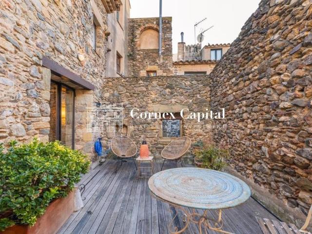 Casa adosada de lujo de 174 m2 en alquiler Cruïlles, Cataluña