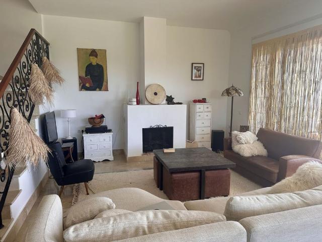 Casa adosada de alto standing de 387 m2 en venta La Mairena, España