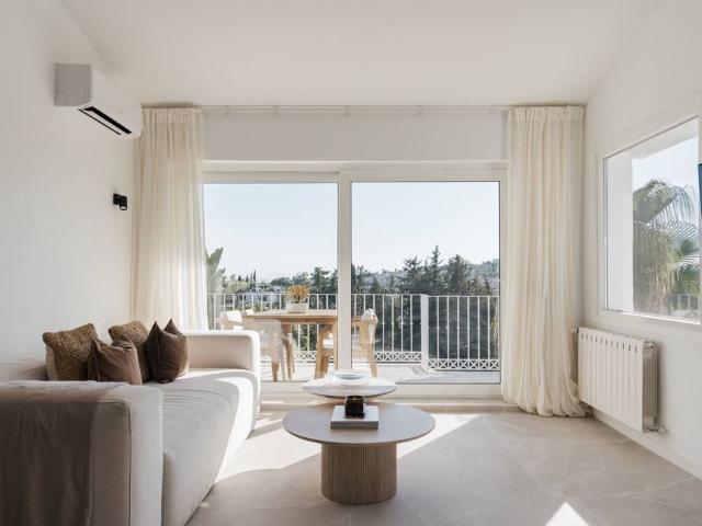 Casa adosada de alto standing en venta Estepona, Andalucía
