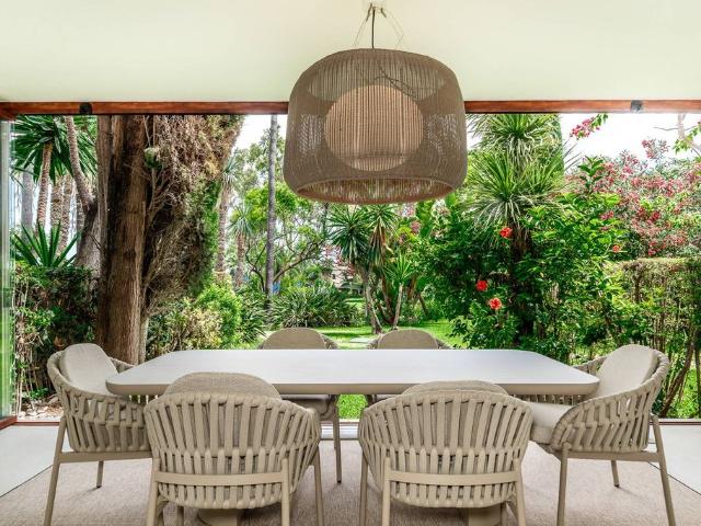 Casa adosada de alto standing en venta Estepona, España