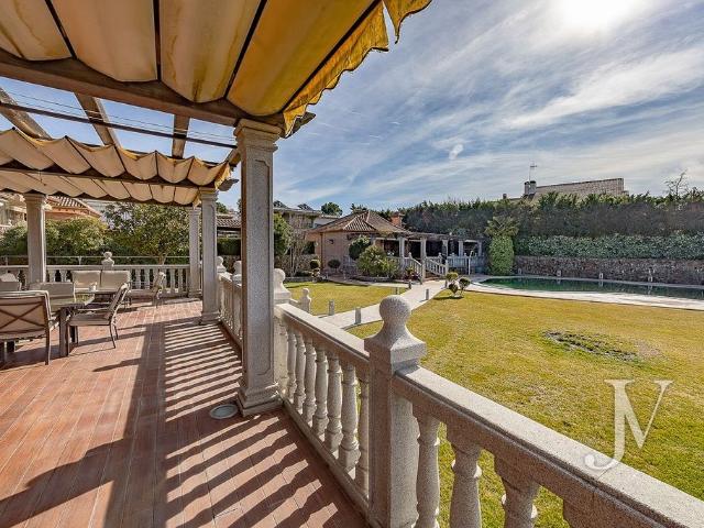 Casa adosada de alto standing en venta Guadalajara, Castilla La Mancha