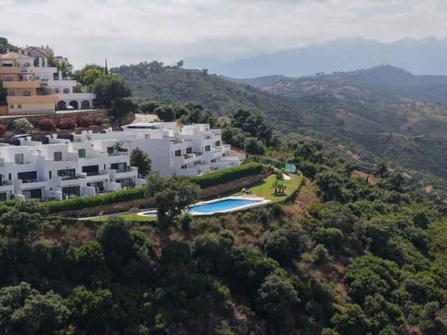 Casa adosada de alto standing en venta La Mairena, Andalucía