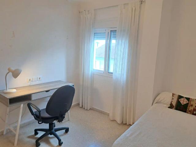 Casa adosada de alquiler en Calle Fragata, 3b, San García, Algeciras