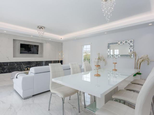 Casa adosada de lujo de 158 m2 en venta Nueva Andalucia, Andalucía