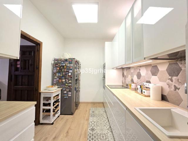 Casa adosada de lujo de 180 m2 en venta Estepona, España