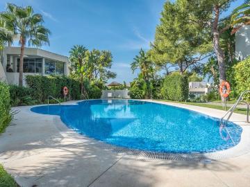 Casa adosada de lujo de 204 m2 en venta Sierra Blanca, España
