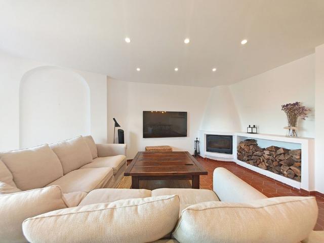 Casa adosada de lujo de 223 m2 en venta Los Monteros, Marbella, Andalucía