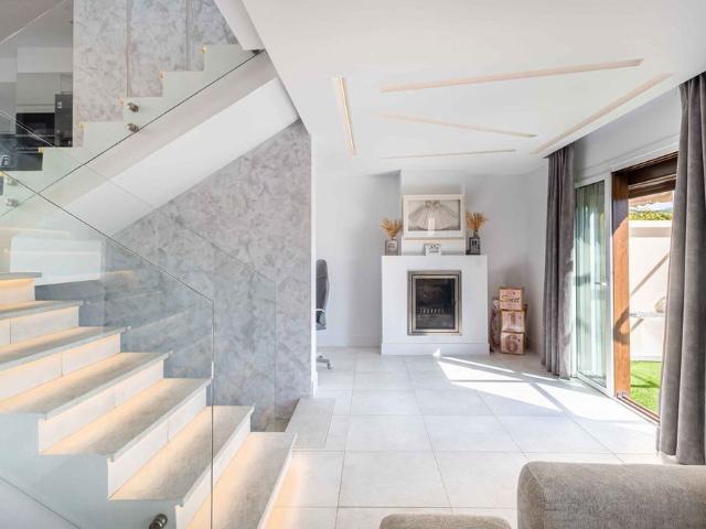 Casa adosada de lujo de 287 m2 en venta Benahavís, Andalucía