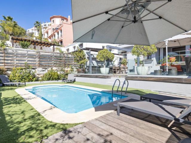 Casa adosada de lujo de 333 m2 en venta Benahavís, España