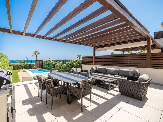 Casa adosada de lujo de 398 m2 en venta Estepona, Andalucía