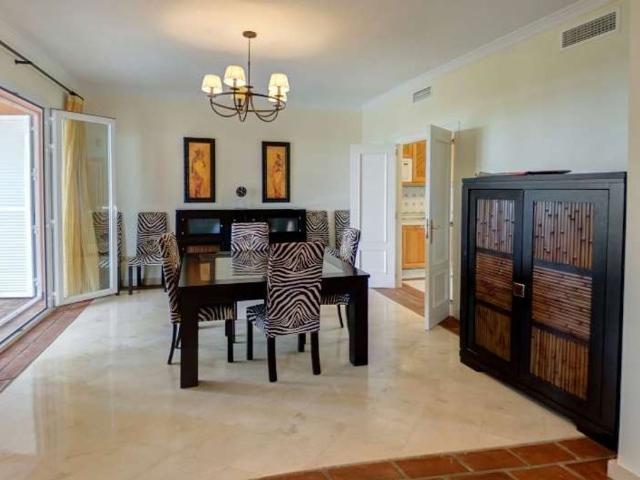 Casa adosada de lujo en venta Estepona, España