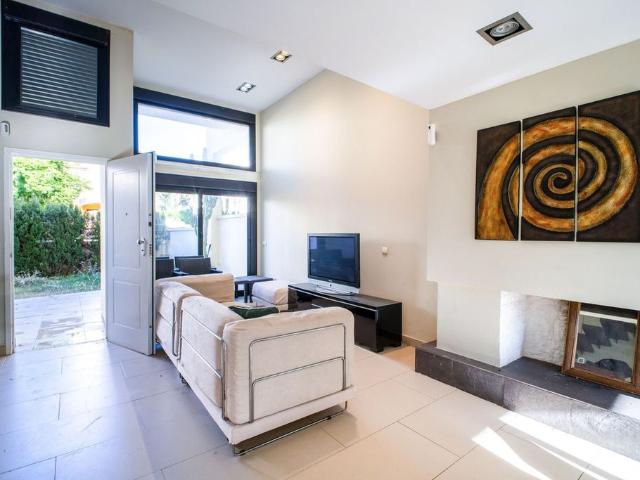 Casa adosada de lujo en venta Estepona, España