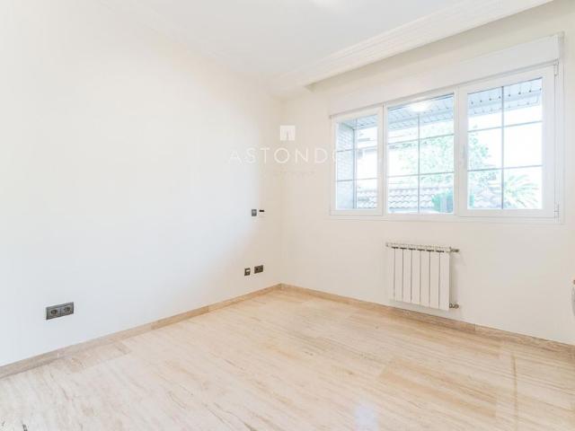 Casa adosada de lujo en venta Madrid, España