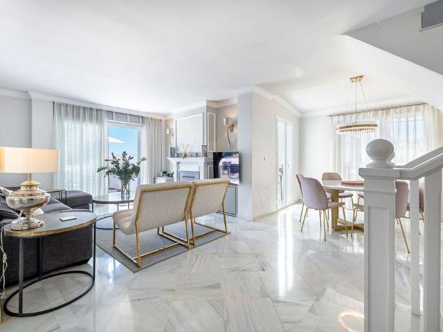 Casa adosada de lujo de 147 m2 en venta Nueva Andalucia, España