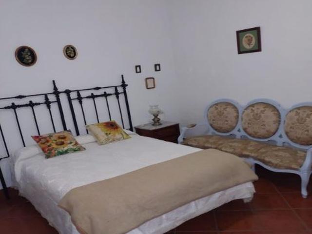CASA ADOSADA EN CERRO MURIANO