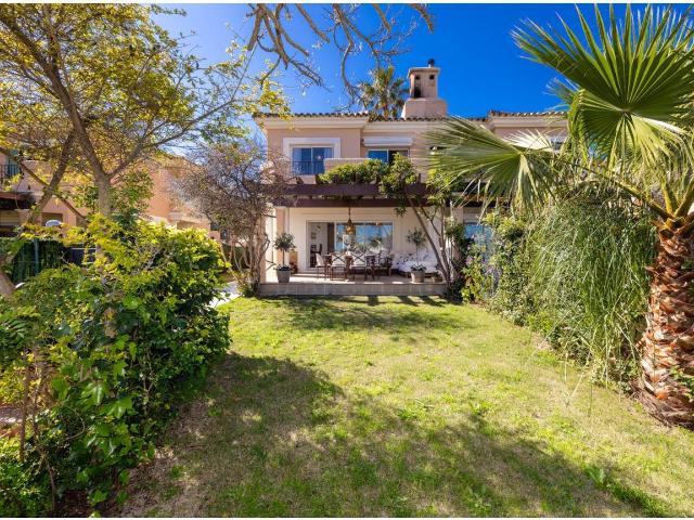 Casa Adosada en Alcaidesa con Vistas al Mar 138m² La Línea de la Concepción