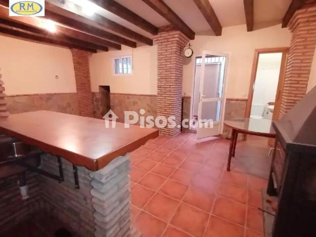 Casa adosada en alquiler en Caceres El Viejo