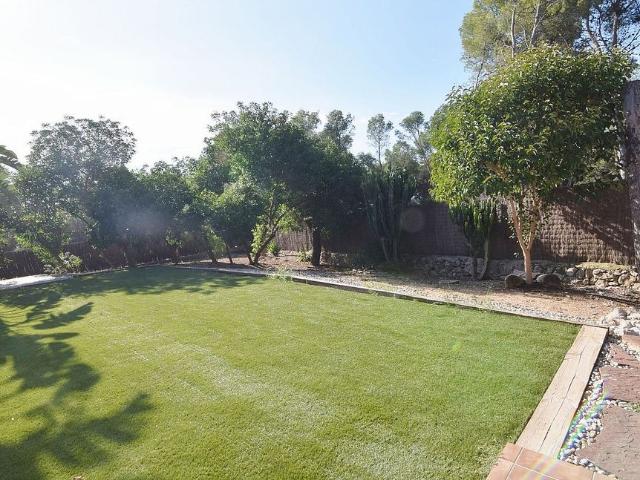 Casa adosada en alquiler en calle Carrerada, Sitges, de 109 m² 3 habitaciones por 2.900