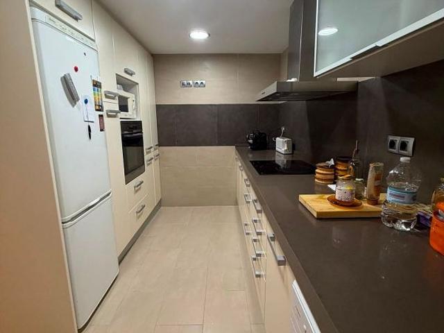 Casa adosada en alquiler en calle Grup Sant Pau, Cambrils, de 75 m² 2 habitaciones por 862