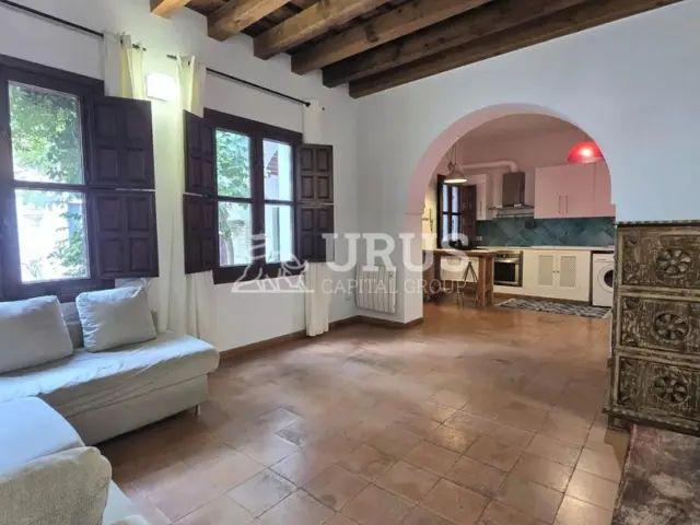 Casa adosada en alquiler en Calle de Valderrama
