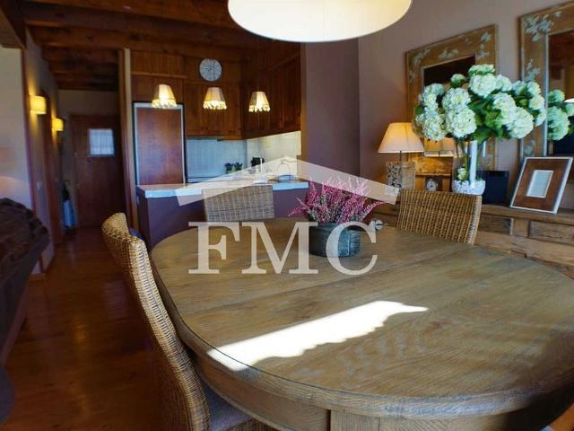 Casa adosada en alquiler en calle Des Saules, Santa Llocaia, de 100 m² 3 habitaciones por 3.600