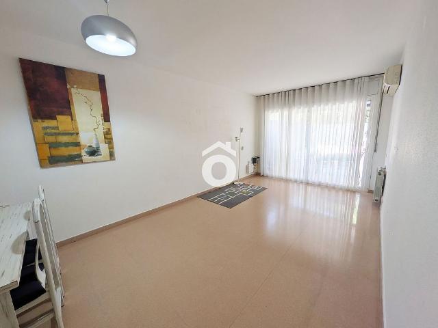 Casa adosada en alquiler en calle Francesc Macia, Martorell, de 125 m² 4 habitaciones por 1.950