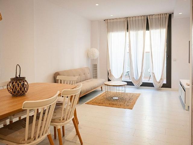 Casa adosada en alquiler en calle López i Puigcerver, Palamós, de 94 m² 2 habitaciones por 1.600