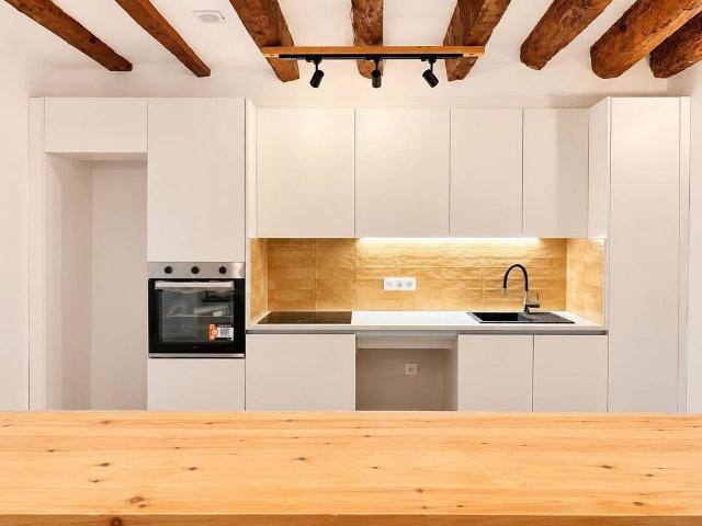 Casa adosada en alquiler en calle Sant Pere, Sant Feliu de Codines, de 135 m² 4 habitaciones por 1.200