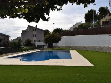 Casa adosada en alquiler en calle Ps Espigol, Sitges, de 150 m² 5 habitaciones por 1.990