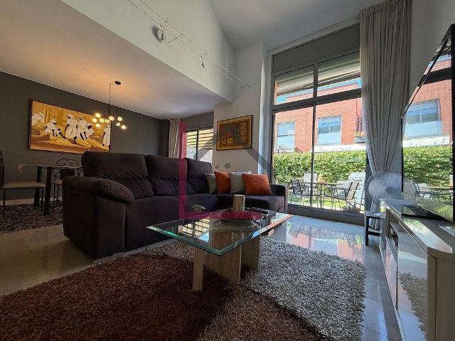 Casa adosada en alquiler en calle Urgell, Sant Quirze del Vallès, de 170 m² 5 habitaciones por 3.100