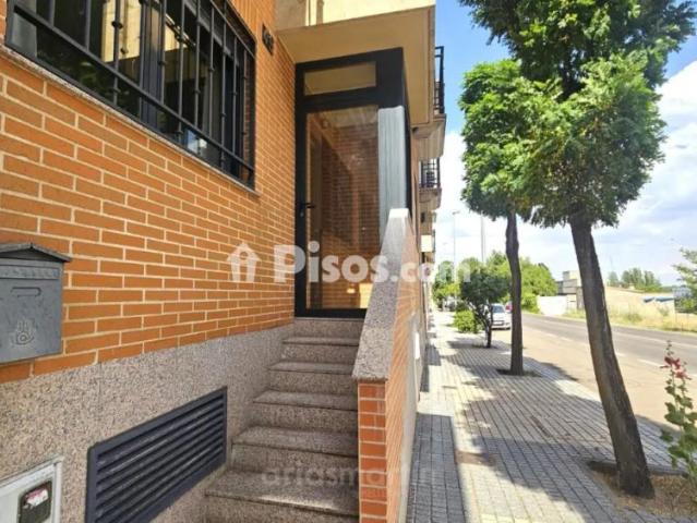 Casa adosada en alquiler en Carretera de Aldealengua, 49