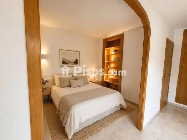 Casa adosada en alquiler en Aixirivall