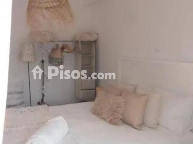Casa adosada en alquiler en Benaoján