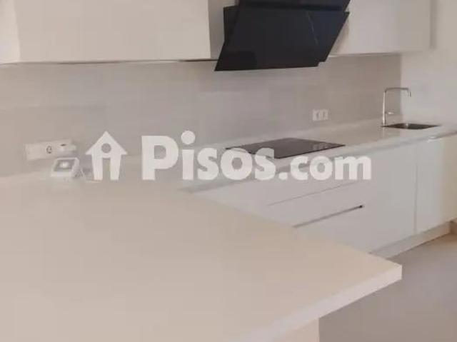 Casa adosada en alquiler en El Madroñal