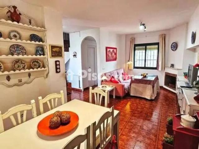 Casa adosada en alquiler en los Marines