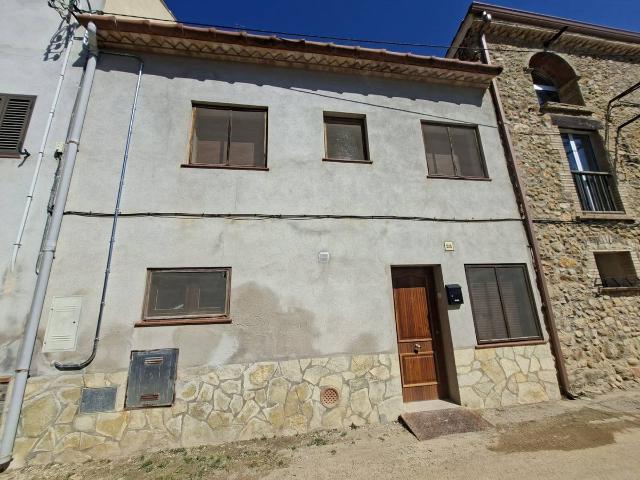 Casa adosada en Alquiler en Lladó